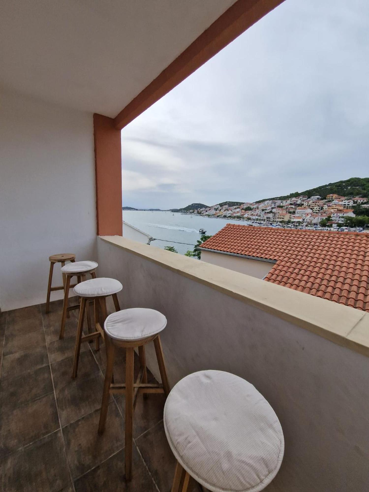 Apartment Laura Tisno Εξωτερικό φωτογραφία